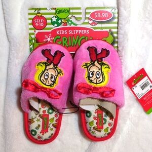The Grinch Cindy Lou Who Girls Slippers 9-10